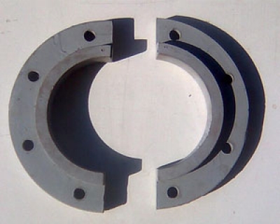 хомут ведущего колеса