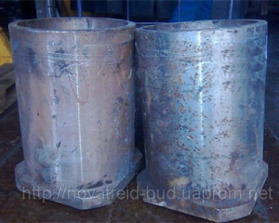 Втулка стальная натяжной оси (чулок) 1080.33.18