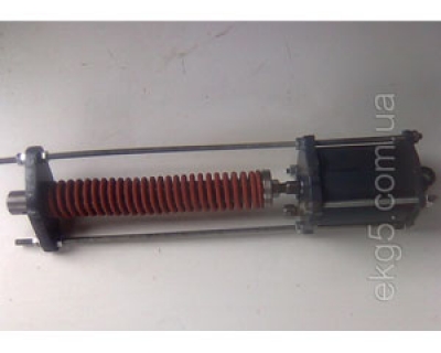 Пневмоцилиндр тормоза поворота