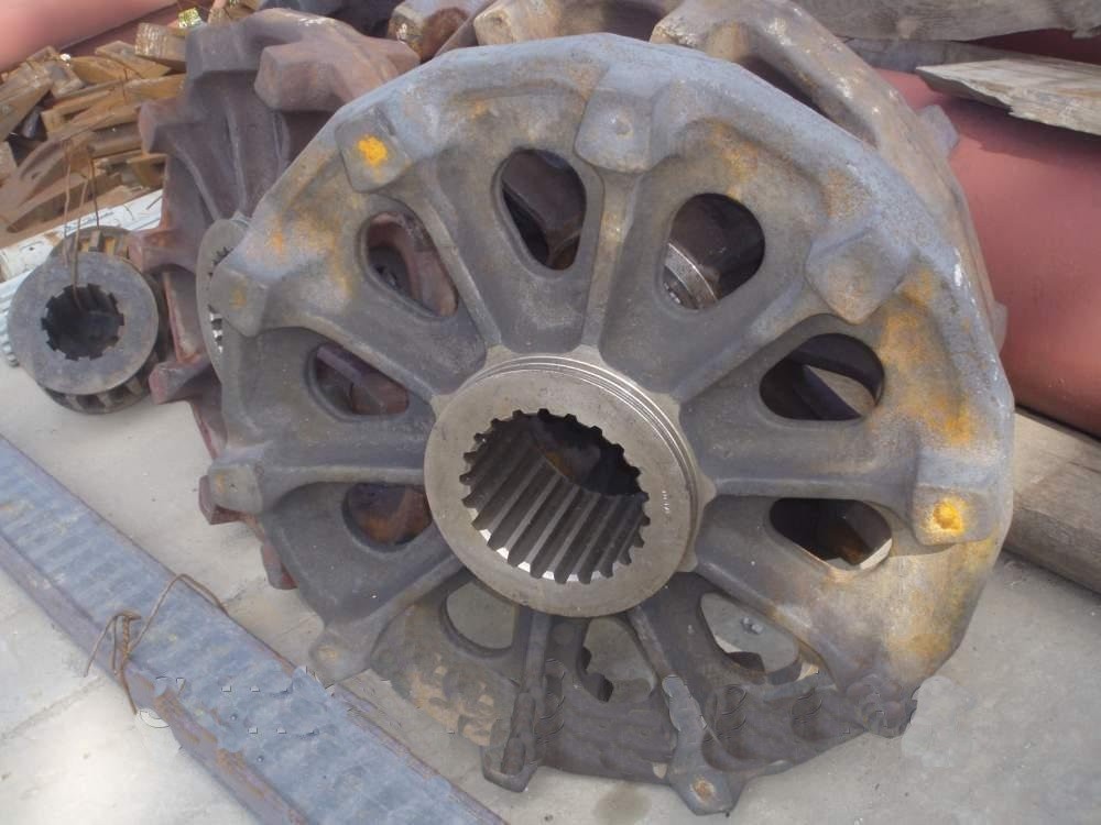 koleso-veduschee-ch10803358e