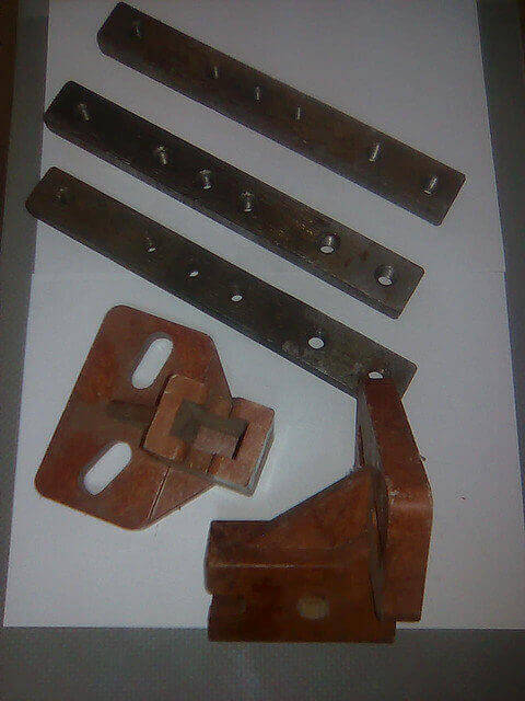 izoljator-braketa-d-de-dev-816-812-818