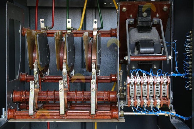 Катушка втягующая цепей управления реверса РВ-2М к контактору КВ-2М