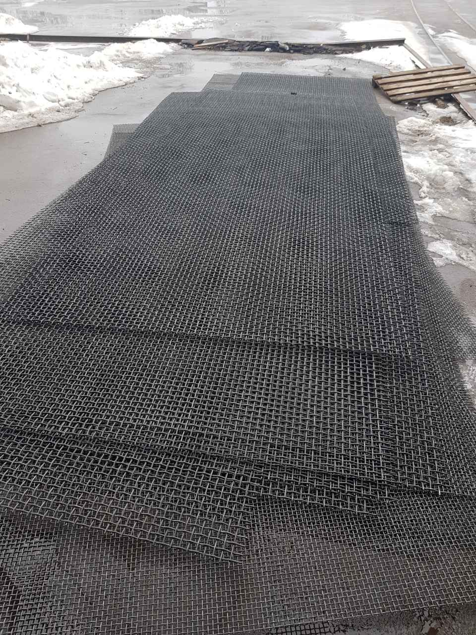 Сетка рифленая тканная с высокоуглеродистой стали по ГОСТу 3306-88