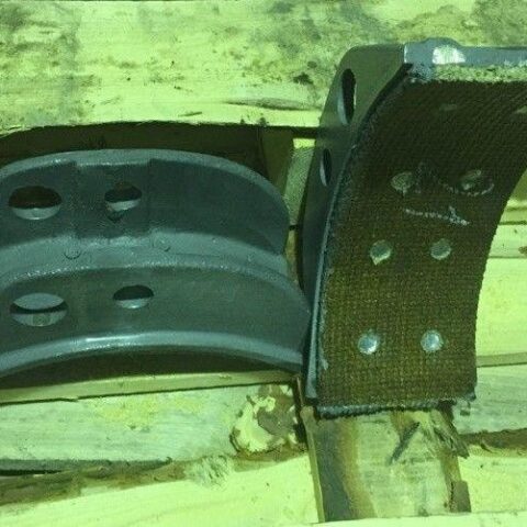 Колодка тормоза хода