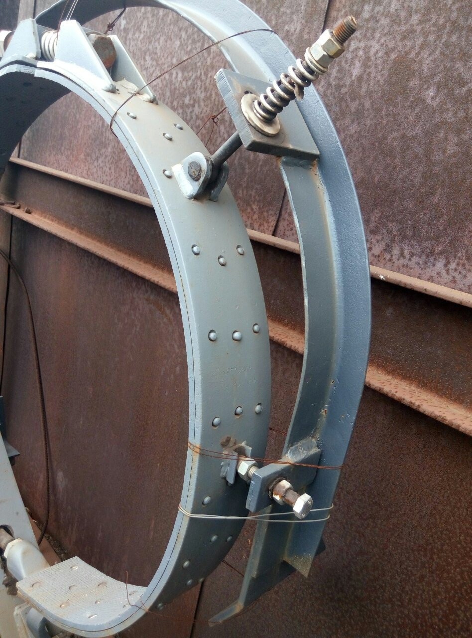 Тормоз подъема в сборе 1080.20.600сб