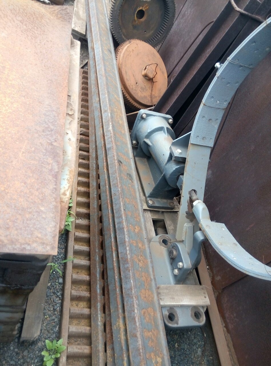 Тормоз подъема в сборе 1080.20.600сб