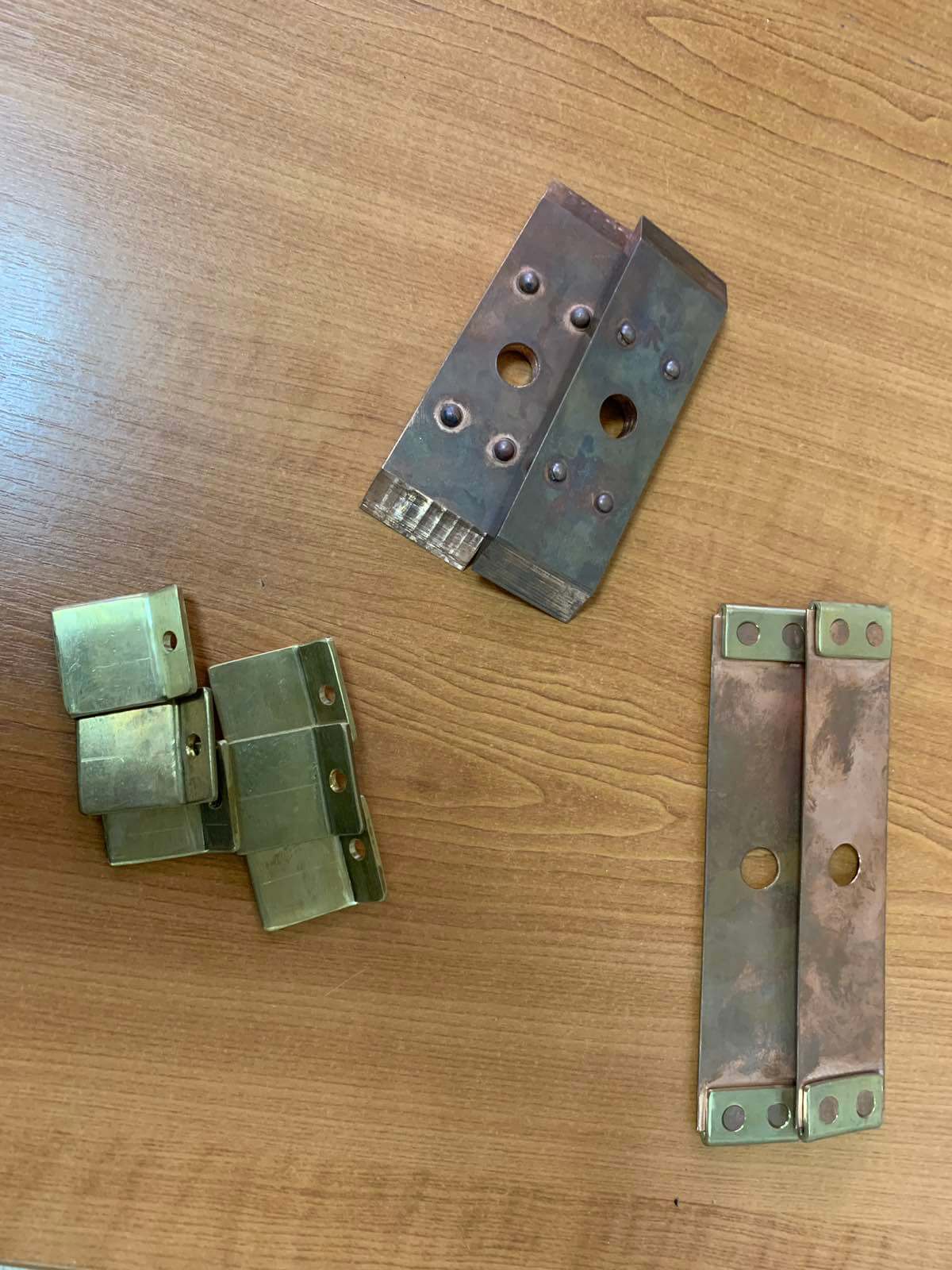 Kontakt-dugogasiteln Контакт дугогасительн неподв. ВМЭ-6-200-1,25 (8ВУ.551.021)