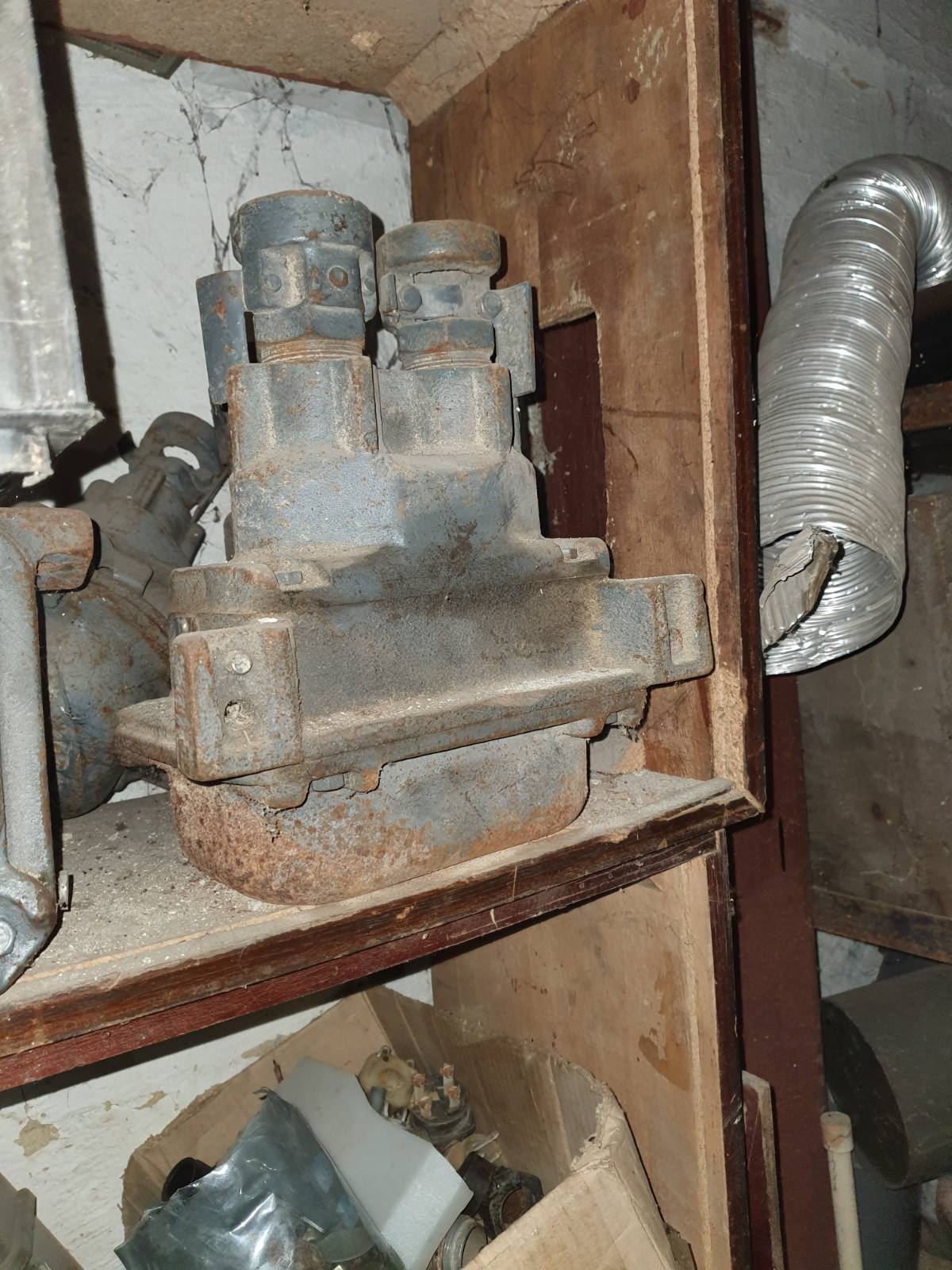 Knopka-vzryvozashhishhennaja-RV-V1A1