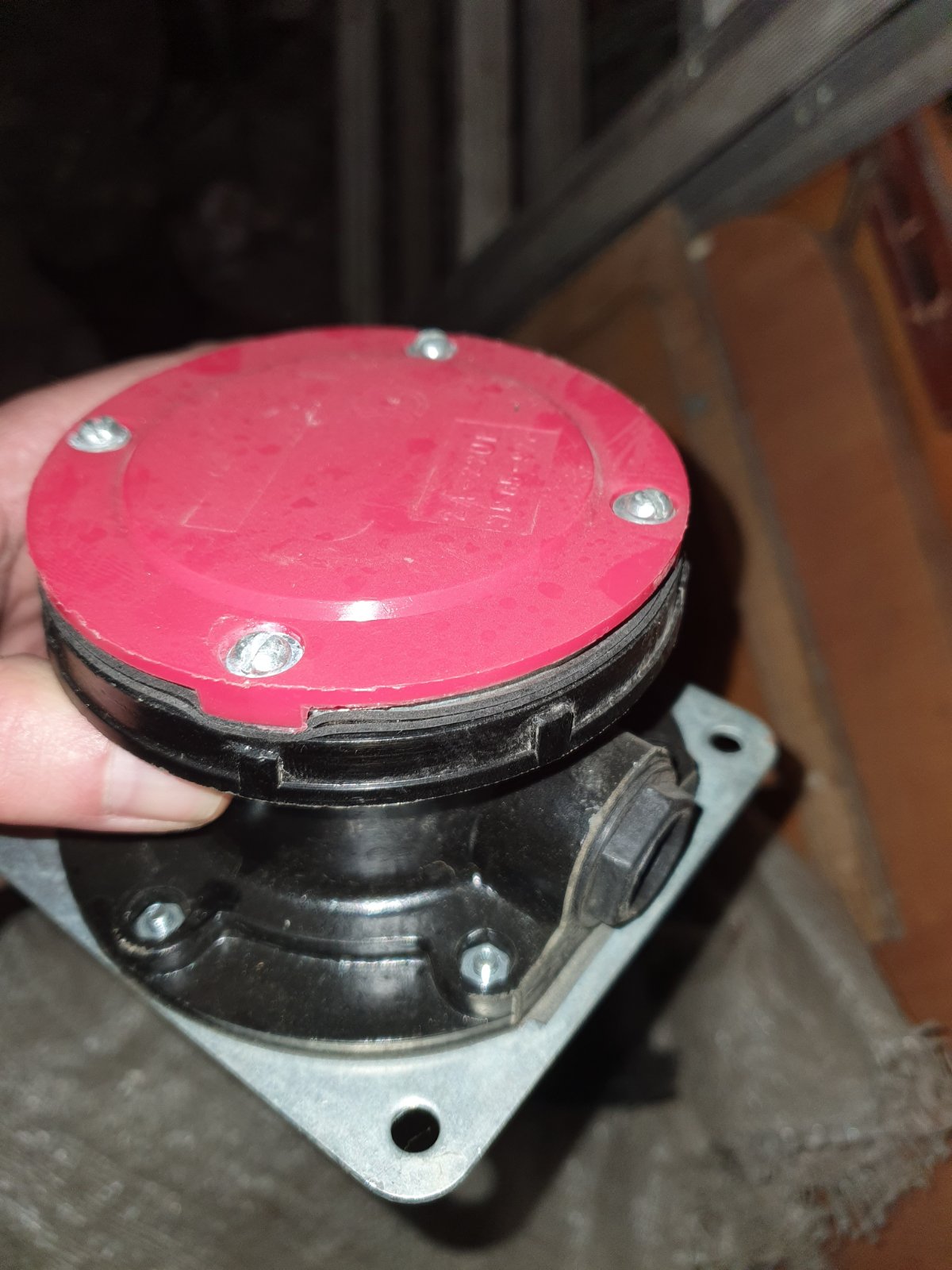 SUM-1-signalizator-urovnja-membrannyj1