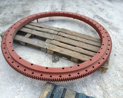 Опора поворотная роликовая 251.09.00.000 крана ДЭК-251