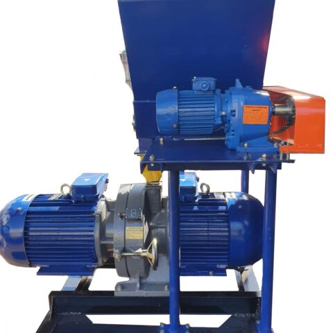 Дезинтегратор с бункером или без бункера, с питателем или без питателя.